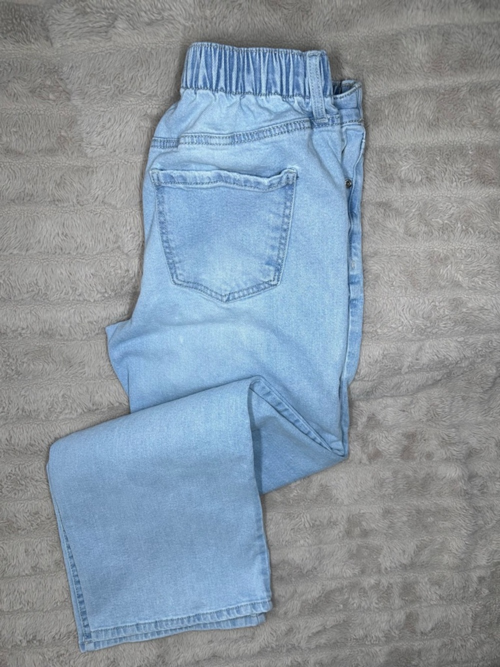 Light Wash Elastic Waist Jeans